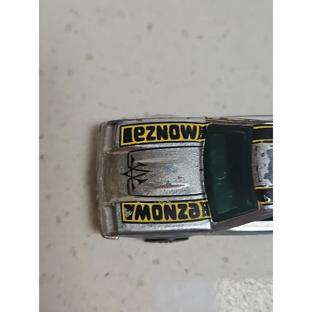 Hot Wheels Redline 1976 Monza 2+2 Super‎ Chromes Chevrolet Chevy Chrome